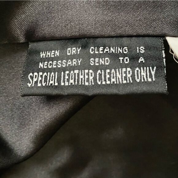 Wilson’s Leather Jacket Soft Button Down Pockets Lined Black Women’s Size Large - Picture 10 of 10